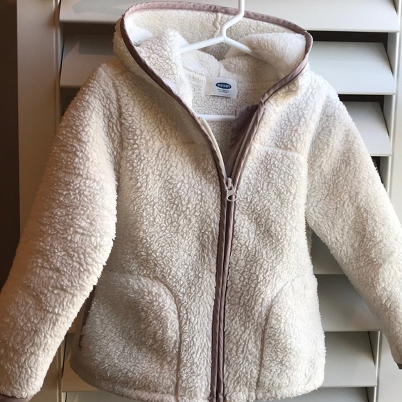 Old Navy Other - Old Navy ivory fleece jacket 3T